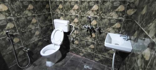Imagen general del Hotel SPOT ON 81250 Royal Comfort Inn. Foto 4