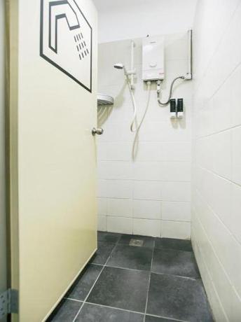 Imagen general del Hotel SPOT ON 89726 Capsule Inn. Foto 6