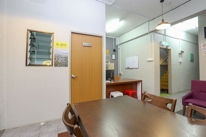 Imagen general del Hotel SPOT ON 89751 Bed Station Guest House - Hostel. Foto 10