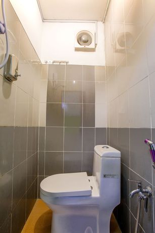 Imagen de la habitación del Hotel SPOT ON 89788 Musafir Transit. Foto 12