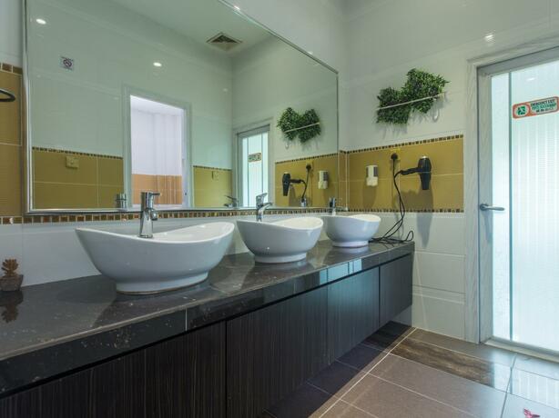 Imagen general del Hotel SPOT ON 89858 Rebecca\'s Homes. Foto 6