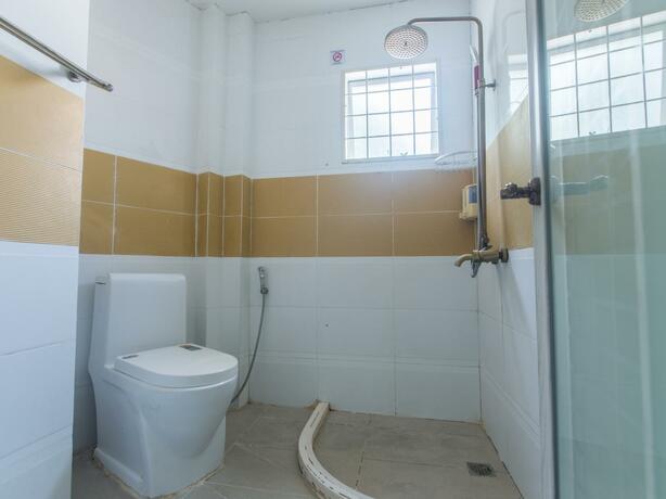 Imagen general del Hotel SPOT ON 89858 Rebecca\'s Homes. Foto 14
