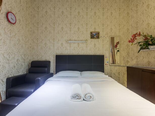 Imagen general del Hotel SPOT ON 89858 Rebecca\'s Homes. Foto 21
