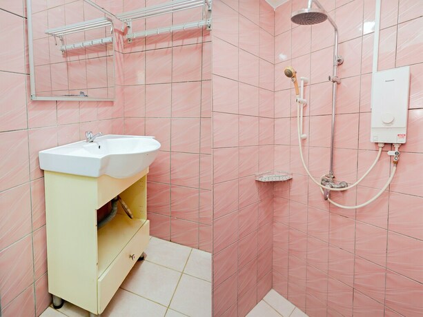 Imagen de la habitación del Hotel SPOT ON 89967 Tabin Lodge Bed & Breakfast. Foto 11