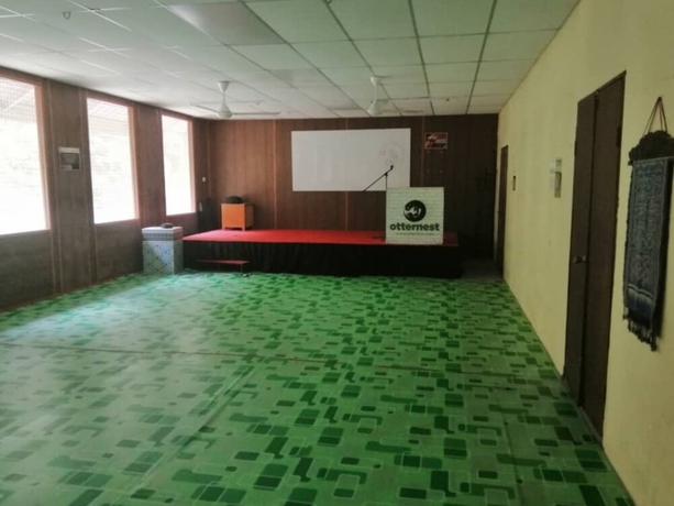 Imagen de los interiores del Hotel SPOT ON 90014 Otternest Gunung Pulai 2 - Hostel. Foto 16