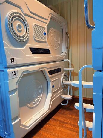 Imagen general del Hotel SPOT ON 90051 ZZZ Sleep Mode Capsule. Foto 14