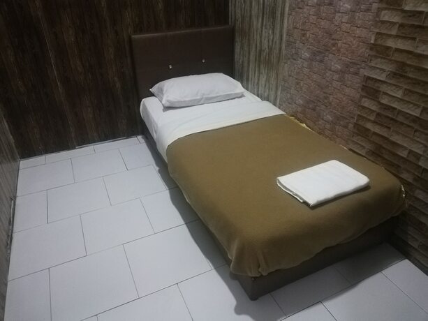 Imagen de la habitación del Hotel SPOT ON 90095 Slk. Foto 12