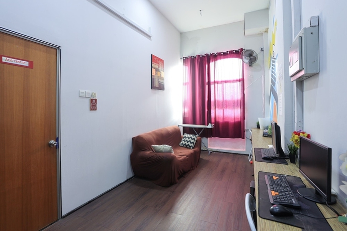 Imagen de los interiores del Hotel SPOT ON 90236 Zigzag Travellers Home - Hostel. Foto 13