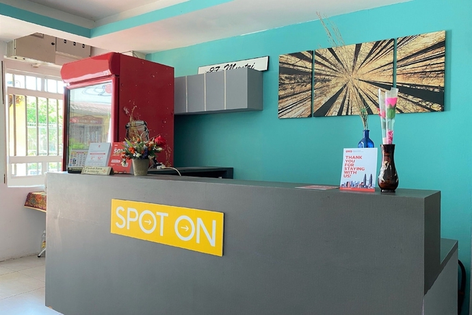 Imagen de los interiores del Hotel SPOT ON 90283 27 Muntri. Foto 10