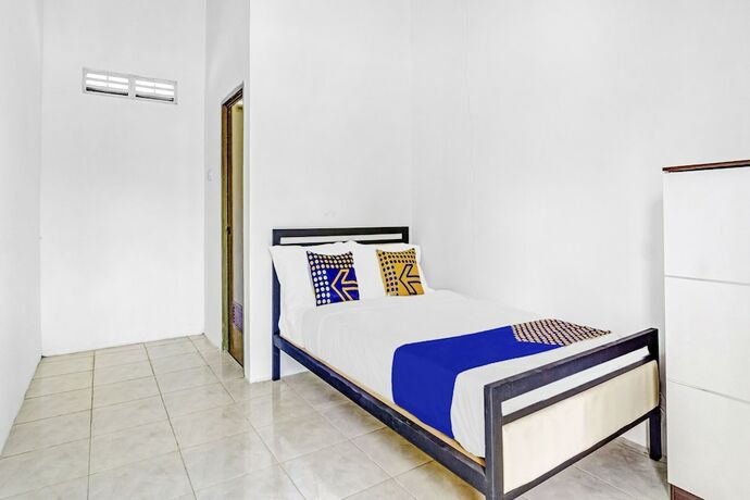 Imagen general del Hotel SPOT ON 90742 Kinanthy Homestay Syariah. Foto 15