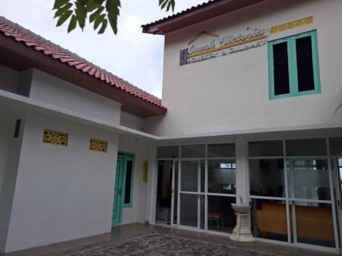 Imagen general del Hotel SPOT ON 91323 Omah Victoria Homestay & Culinary. Foto 1