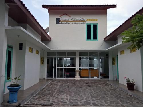 Imagen general del Hotel SPOT ON 91323 Omah Victoria Homestay & Culinary. Foto 4