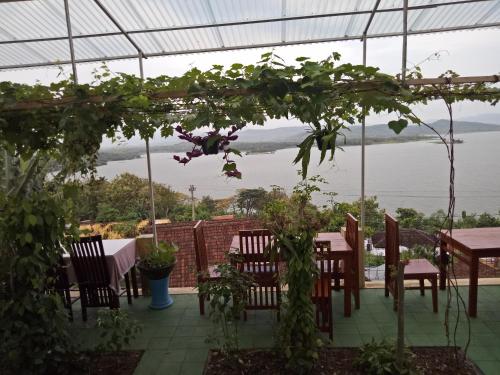 Imagen general del Hotel SPOT ON 91323 Omah Victoria Homestay & Culinary. Foto 11