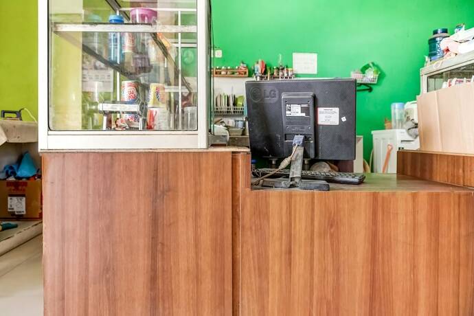 Imagen general del Hotel SPOT ON 91336 Guesthouse Tarumanegara. Foto 14