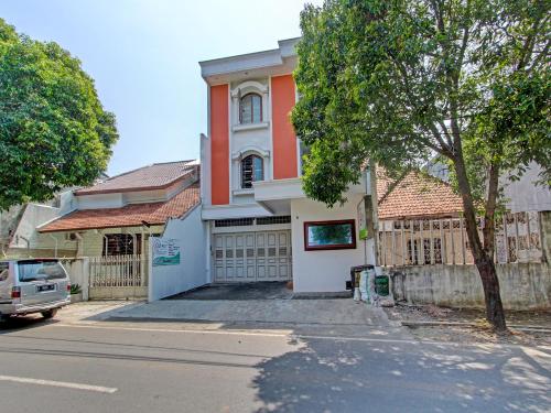 Imagen general del Hotel SPOT ON 91523 Kenari Guesthouse. Foto 4