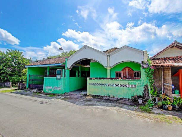Imagen general del Hotel SPOT ON 91764 Griya Amarta Syariah. Foto 10