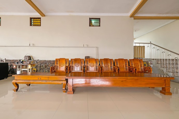 Imagen de los interiores del Hotel SPOT ON 91930 Citra Dewi 4 Manunggal. Foto 16