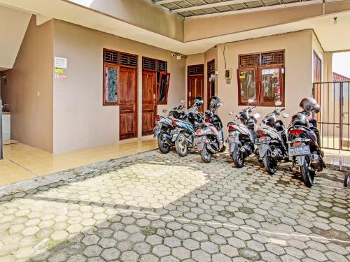 Imagen general del Hotel SPOT ON 91932 Guest House Mustika Syariah. Foto 11
