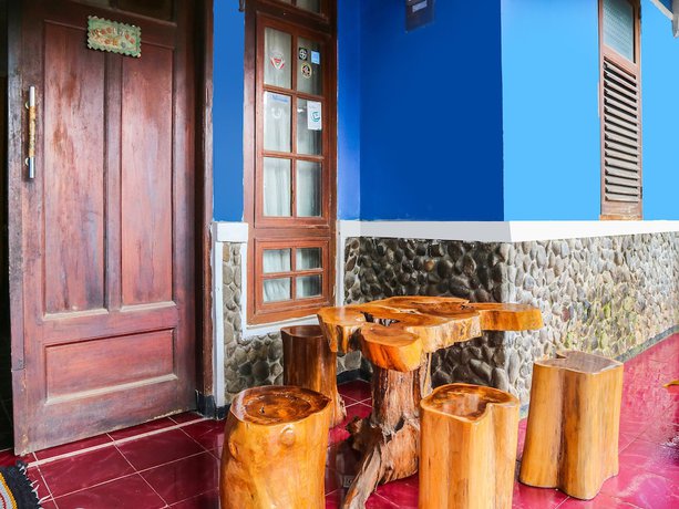 Imagen de los interiores del Hotel SPOT ON 92063 Balebat Endah Syariah. Foto 20