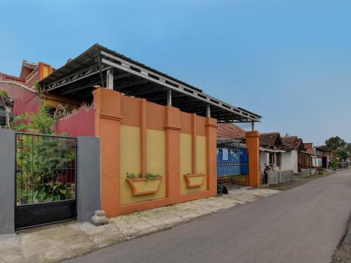 Imagen general del Hotel SPOT ON 92123 Chikam House Syariah. Foto 1