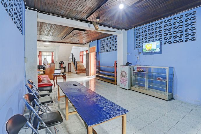 Imagen de los interiores del Hotel SPOT ON 92208 Andira Syariah. Foto 13