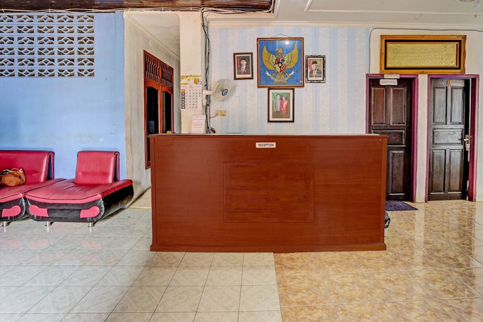 Imagen de los interiores del Hotel SPOT ON 92208 Andira Syariah. Foto 16