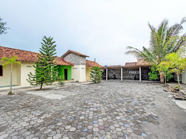 Imagen general del Hotel SPOT ON 92220 Sari Laut. Foto 13