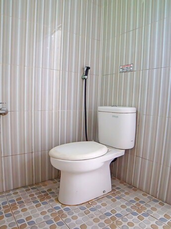 Imagen general del Hotel SPOT ON 92336 Sukowati. Foto 12