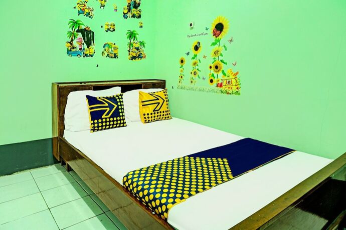 Imagen de la habitación del Hotel SPOT ON 92400 Dhaha Penginapan House Syariah. Foto 18