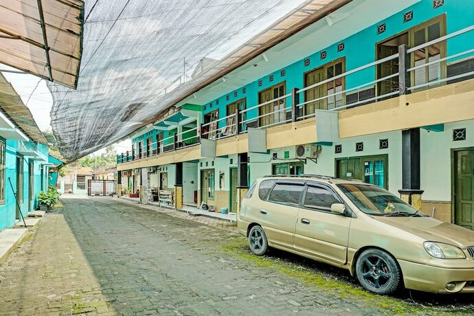 Imagen general del Hotel SPOT ON 92400 Dhaha Penginapan House Syariah. Foto 10