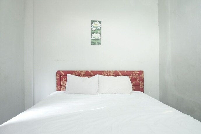 Imagen general del Hotel SPOT ON 92458 Azeela Kost Syariah. Foto 15