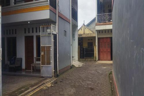 Imagen general del Hotel SPOT ON 92532 Penginapan Hj Lilis Syariah. Foto 5