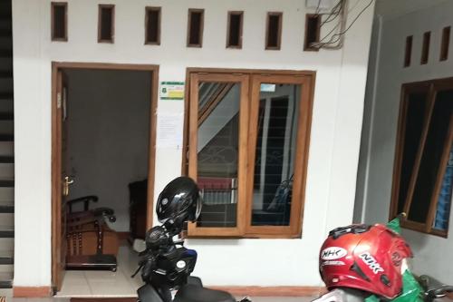 Imagen general del Hotel SPOT ON 92532 Penginapan Hj Lilis Syariah. Foto 13