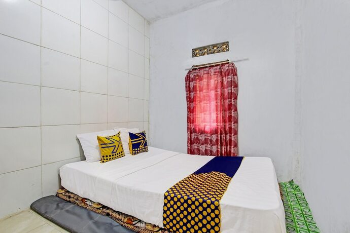 Imagen general del Hotel SPOT ON 92535 Guest House Pak Darso. Foto 5