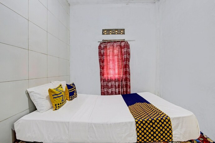 Imagen general del Hotel SPOT ON 92535 Guest House Pak Darso. Foto 16