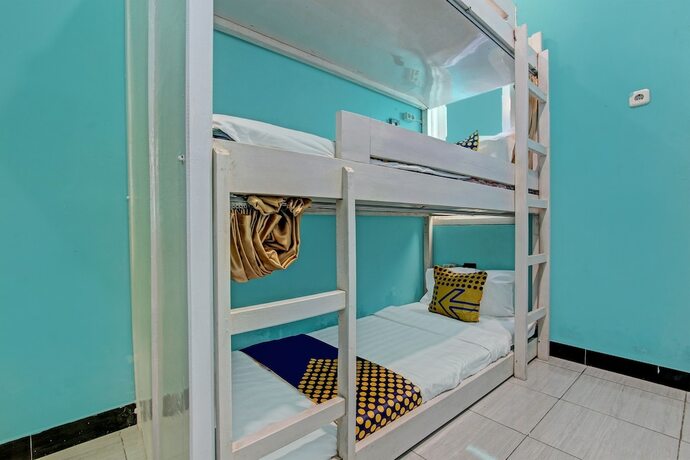 Imagen general del Hotel SPOT ON 92611 Lobak Hostel Capsule. Foto 3