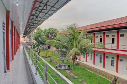 Imagen general del Hotel SPOT ON 92834 Wisma Dira Tiara Syariah, Bandar Lampung. Foto 3