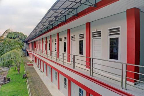 Imagen general del Hotel SPOT ON 92834 Wisma Dira Tiara Syariah, Bandar Lampung. Foto 7