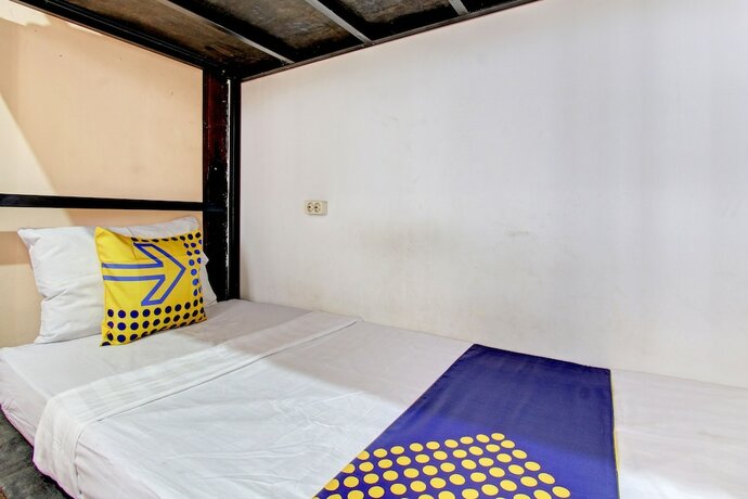 Imagen de la habitación del Hotel SPOT ON 92850 Cindelaras Bandb Bunk Bed. Foto 19