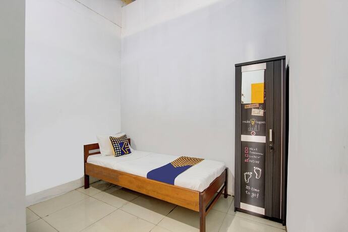Imagen de la habitación del Hotel SPOT ON 92886 Pondok Kopi Homestay Syariah. Foto 19