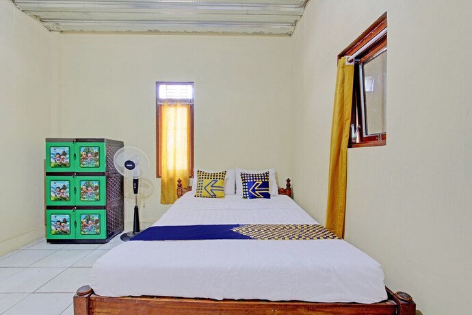 Imagen general del Hotel SPOT ON 92930 Syifa Guest House Syariah. Foto 12