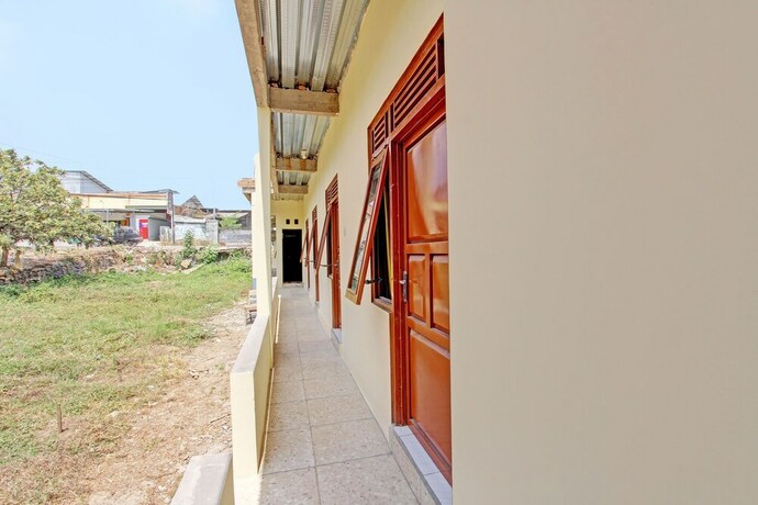 Imagen general del Hotel SPOT ON 92930 Syifa Guest House Syariah. Foto 18