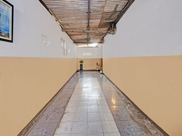 Imagen general del Hotel SPOT ON 92983 Ayu. Foto 6