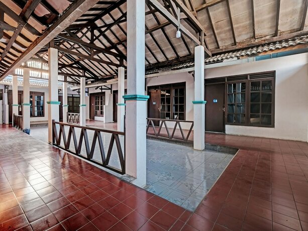 Imagen general del Hotel SPOT ON 92983 Ayu. Foto 12