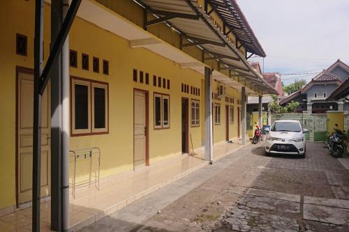 Imagen general del Hotel SPOT ON 93005 Berkah Kedawung. Foto 11