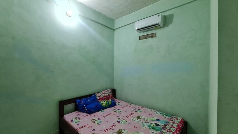 Imagen de la habitación del Hotel SPOT ON 93020 Rumah Singgah Ganjuran. Foto 20
