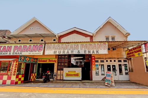 Imagen general del Hotel SPOT ON 93182 Jaya Kusuma. Foto 18