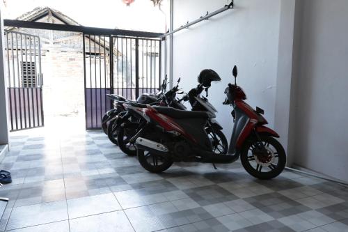 Imagen general del Hotel SPOT ON 93189 Rumah Berkah Syariah. Foto 11