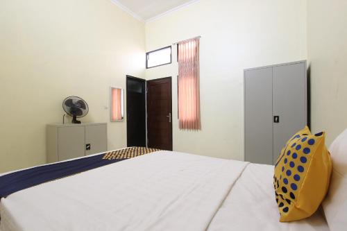 Imagen general del Hotel SPOT ON 93245 Guest House Mulia Syariah. Foto 12