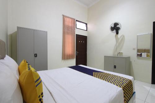 Imagen general del Hotel SPOT ON 93245 Guest House Mulia Syariah. Foto 13